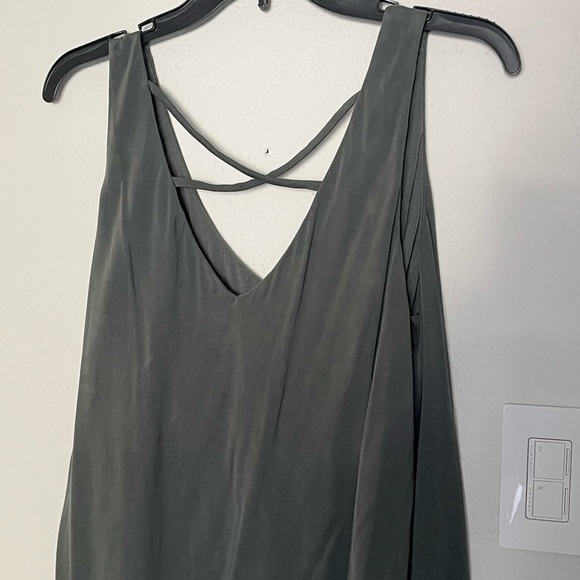 Tart Army Green Criss Cross Back Flowy Blouse, Med - Picture 2 of 5
